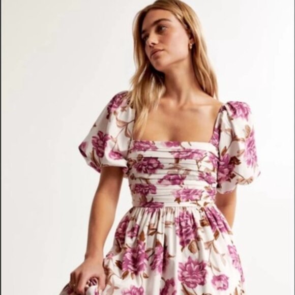Abercrombie & Fitch Dresses & Skirts - Abercrombie and Fitch Emerson Midi Dress in Floral